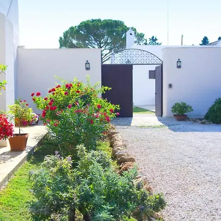 Masseria Agriturismo Bosco Di Mudonato * Avetrana